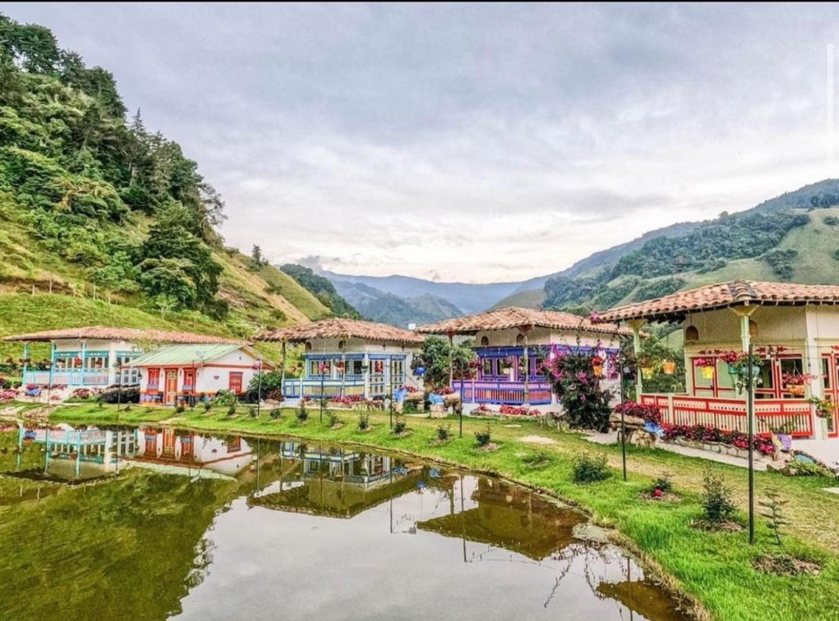 Hotel Lago Valdivia Хардін Екстер'єр фото