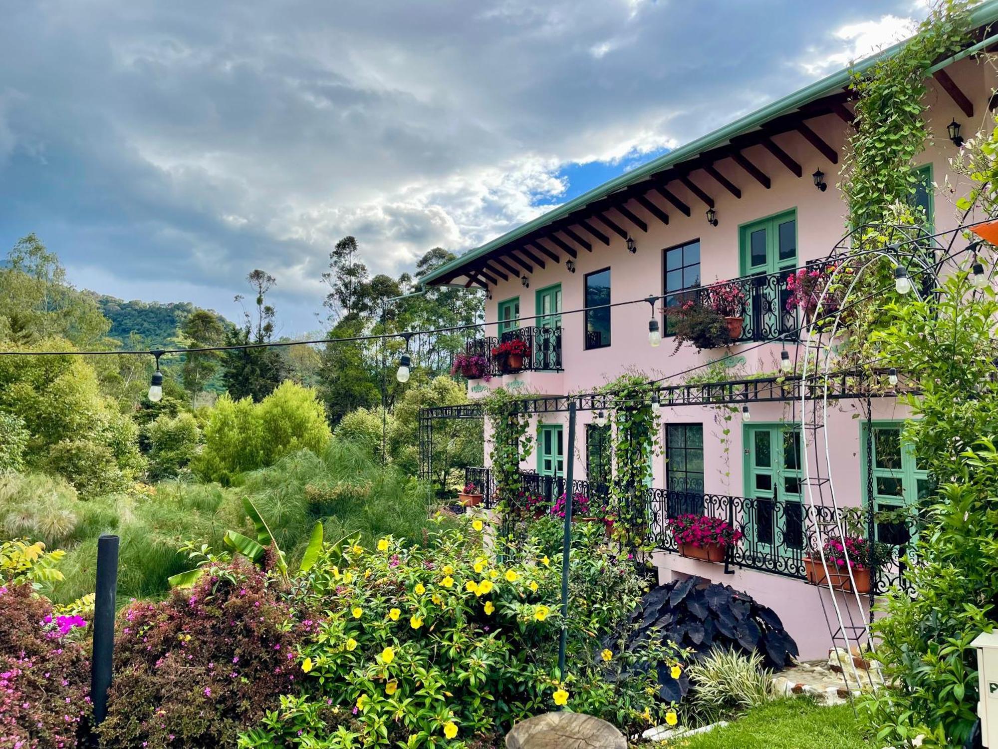 Hotel Lago Valdivia Хардін Екстер'єр фото