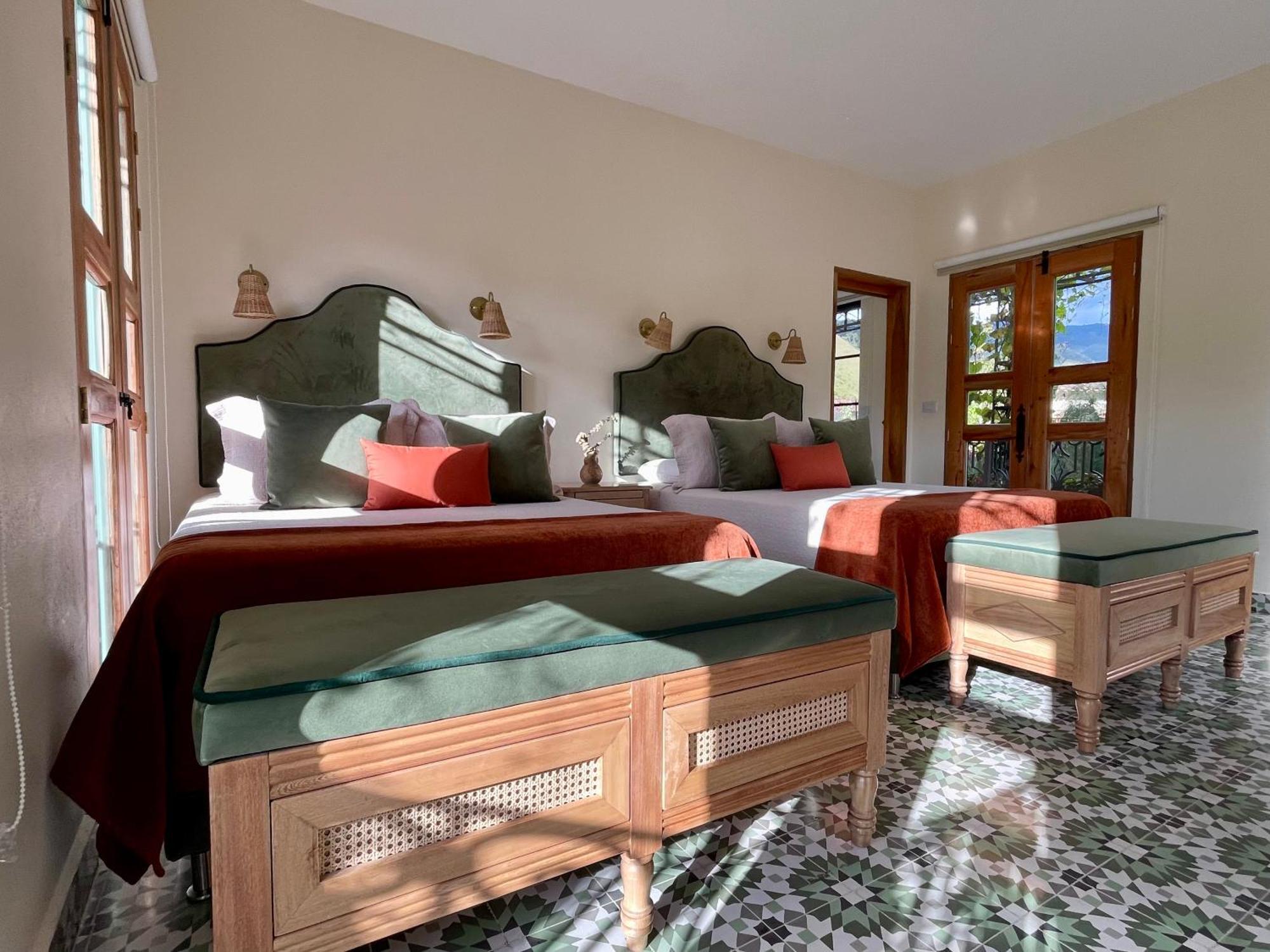 Hotel Lago Valdivia Хардін Екстер'єр фото