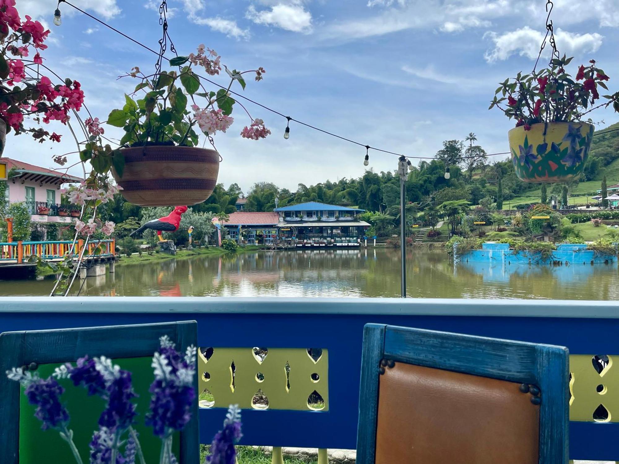 Hotel Lago Valdivia Хардін Екстер'єр фото